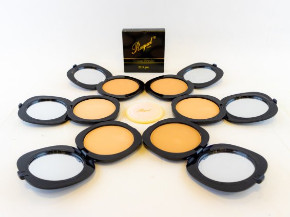 Polvo facial compacto Raquel PARIS - Colores Surtidos